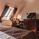 Hotel Octarna - Free On-site Parking