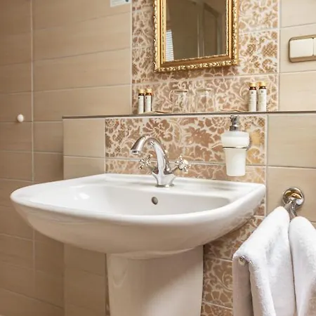 Octarna - Free On-site Parking Ξενοδοχείο 4*