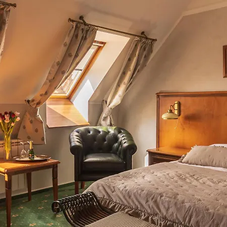 Hotel Octarna - Free Parking Kromeriz