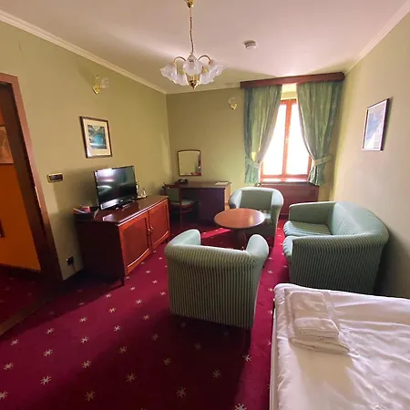 Octarna - Free On-site Parking Hotel 4*