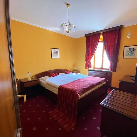 Octarna - Free On-site Parking 4* Kroměříž
