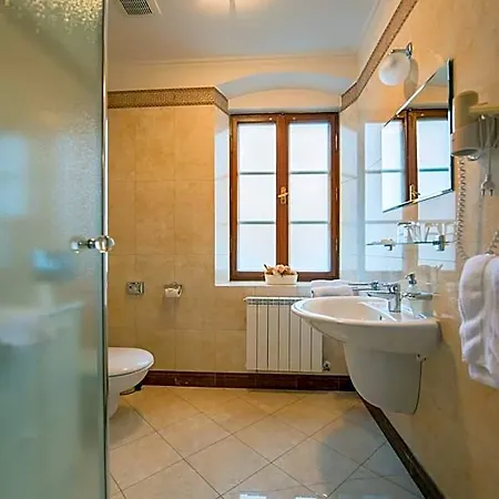 Octarna - Free On-site Parking Hotel Kroměříž