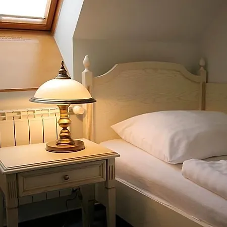 Octarna - Free On-site Parking 4* 크로메르지