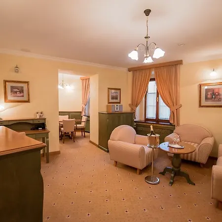 فندق Octarna - Free On-site Parking 4*