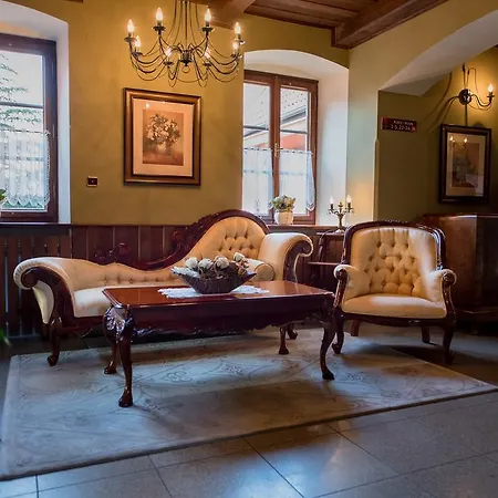 Octarna - Free Parking Hotel