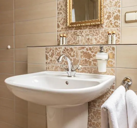 Octarna - Free On-site Parking Hotel 4*