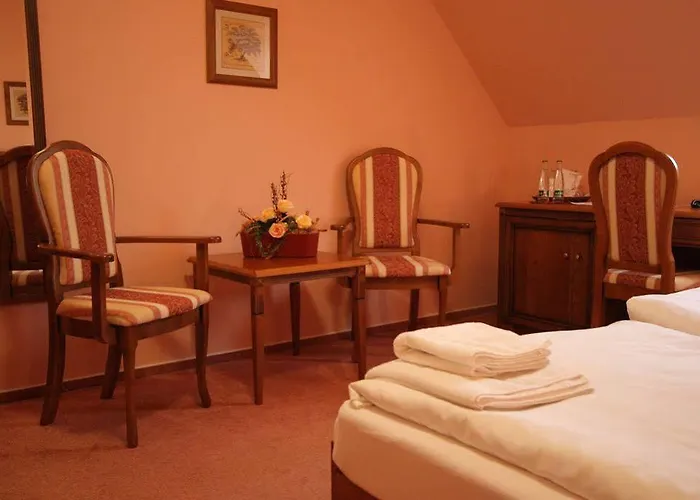 Octarna - Free On-site Parking Hotell 4*