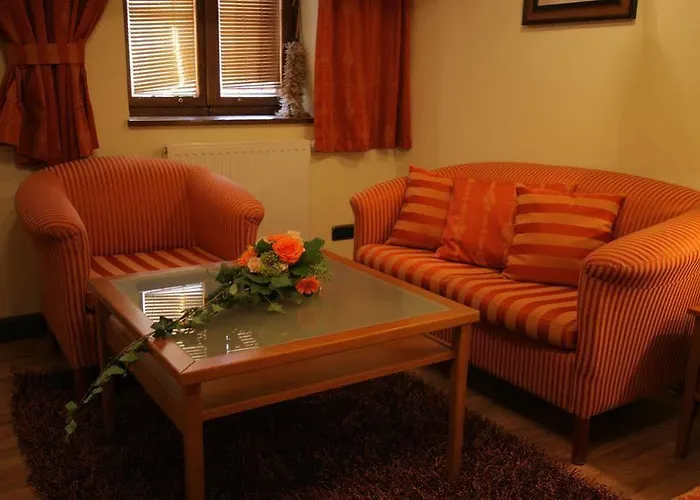 Hotell Octarna - Free On-site Parking 4*