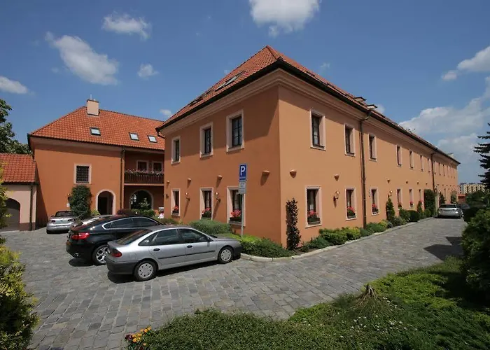 Octarna - Free On-site Parking Hotell Kroměříž